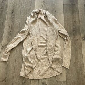 Barefoot dreams, beige cardigan